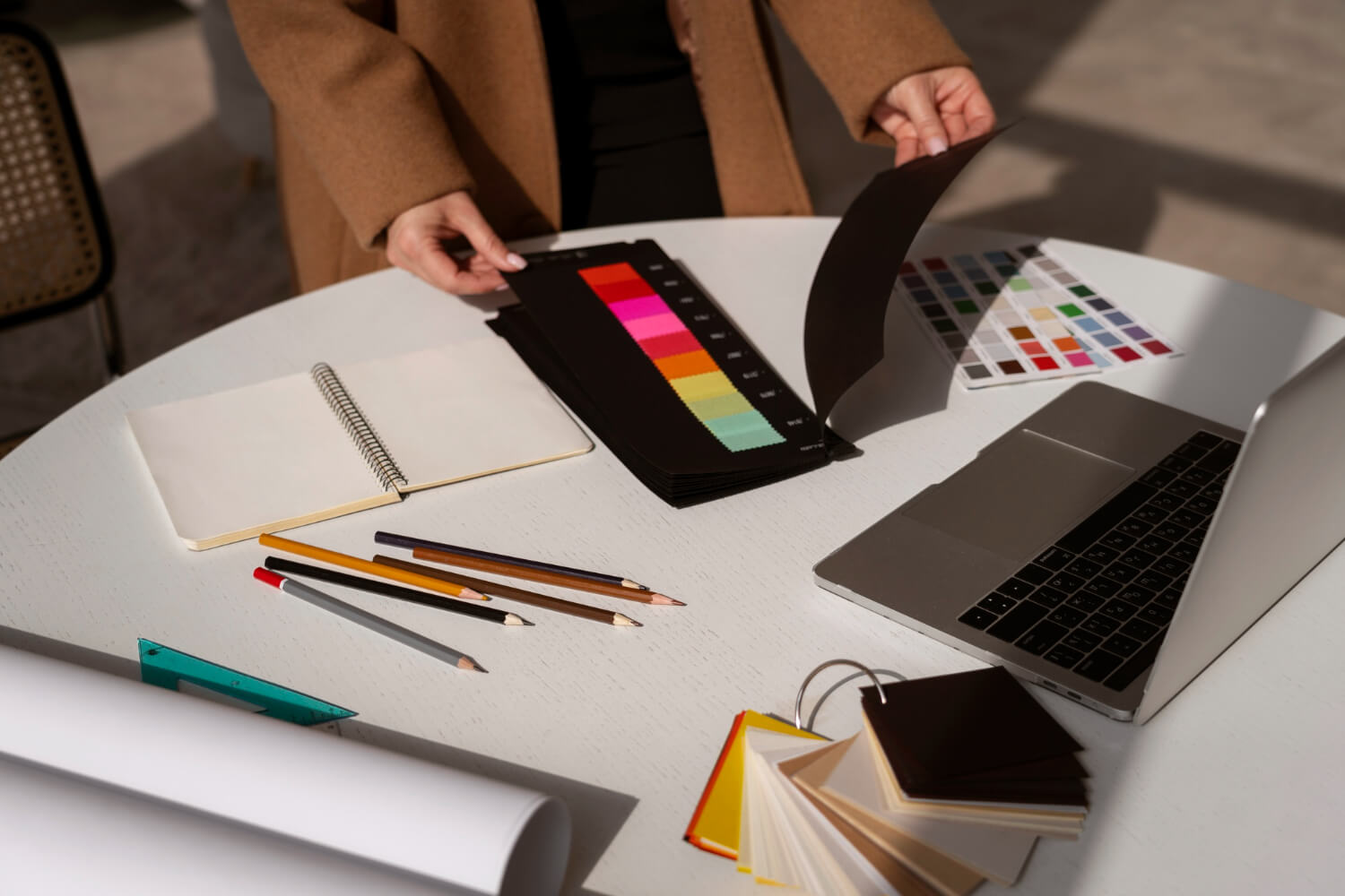 Projektowanie materiałów firmowych